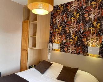Logis Hôtel Restaurant Cazes Arazat - Laissac-Sévérac-l'Église - Habitación