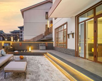 Freely Hover Hotel - Yunfu - Bedroom