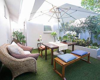 Delightful db story loft with Airconditioning - Hermanus - Patio