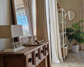 Le Champ du Roy - Chasse-sur-Rhône - Room amenity
