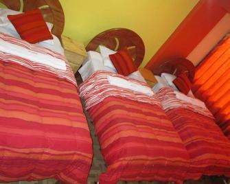 Hostal Cusi Qoyllor - Machu Picchu - Bedroom
