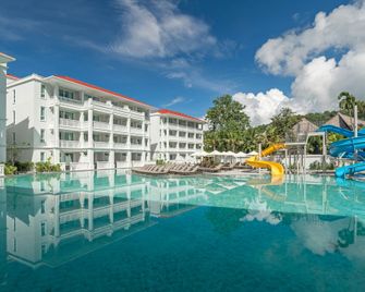 Centara Ao Nang Beach Resort & Spa Krabi - Krabi - Pool