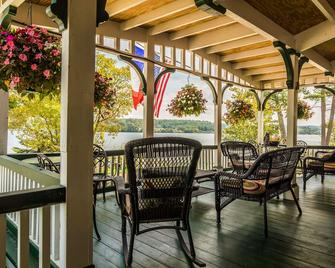 The Lake House at Ferry Point - Sanbornton - Patio