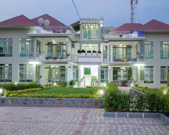 The city Block Apartment - Bujumbura - Toà nhà