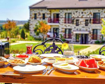 Linasya Bozcaada - Çanakkale