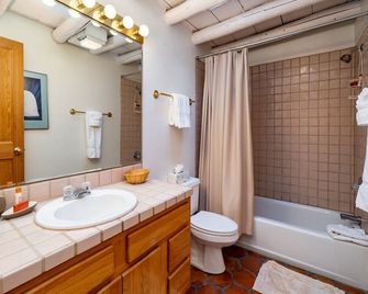 Casita Don Manuel by Ruidoso Vacation Rentals - Santa Fe