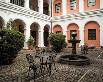 Hotel La Plazuela - Popayán - Patio