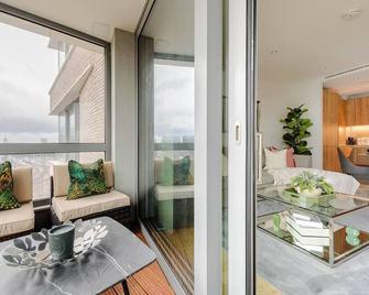 King's Cross 2 Bed Luxury Apartment - Sleeps 4 - London - Balkon