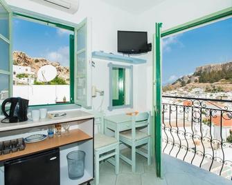 Xenones Lindos - Lindos - Bedroom