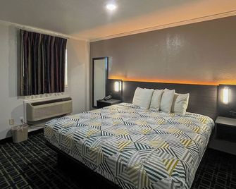 Motel 6 Portland Downtown - Portland
