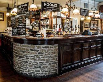 The Rambler Inn & Holiday Cottage - Hope Valley - Baari