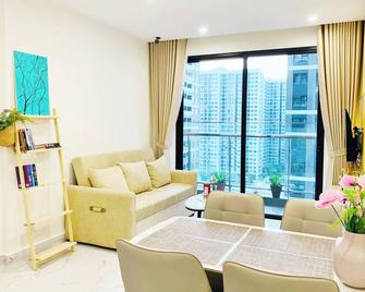 [May House] Solari 2BR apartment opposite Vincom Mega Mall - Binh Thanh - Sala de estar