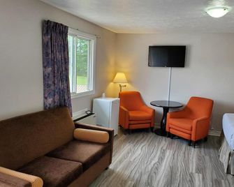 Wiarton Willys Inn - South Bruce Peninsula