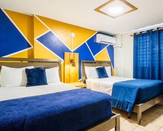 West Coast Apartments - Boqueron
