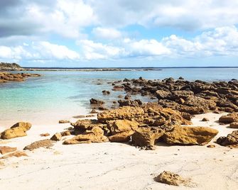 SEA Cottage- 1 min walk to Currarong Beach. 1950s coastal charm - Currarong - Playa