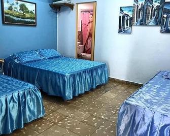 Hostal Casamessi - Remedios - Habitación