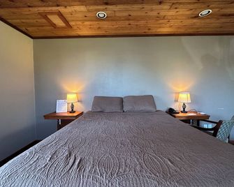 Timber Lodge Inn - Cle Elum