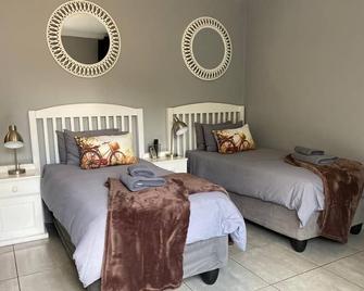Lavender Lane Guesthouse - Kathu - Habitación