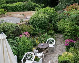 Southern Cross Guest House - Sidmouth - Patio