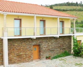 Quintas do Valbom e Cuco - Torre de Moncorvo - Edificio