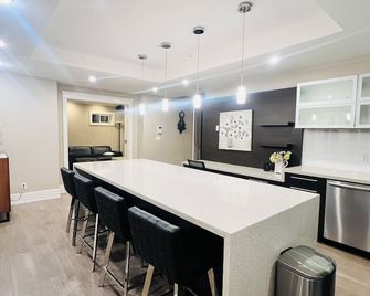 3Bed 2Bath Steam Sauna Retreat! Family friendly! - Vancouver