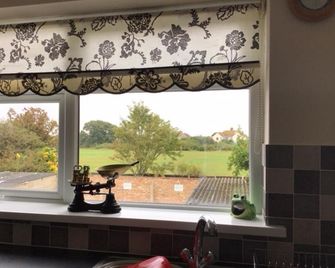 9 Gunfleet court - Clacton-on-Sea - Kamervoorziening