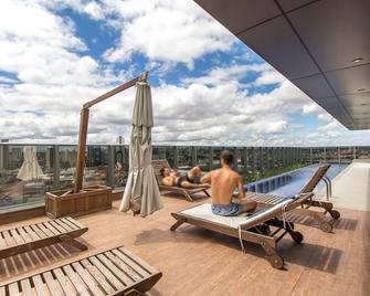 7Th Avenue Oxford Residence - Curitiba - Balcony