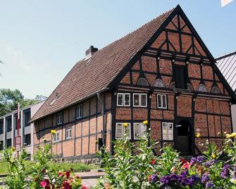Kalkberg Ferienwohnungen - Bad Segeberg - Gebäude