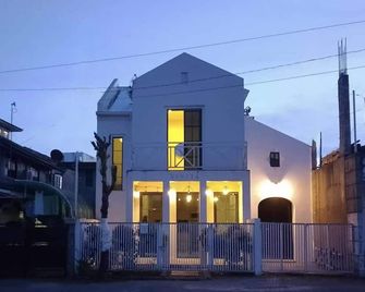 Stay At the Plaza - Benita - 돌로레스 - 건물