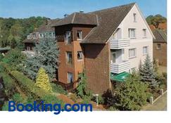 Frühstücks-Pension Haus Wernemann - Бад-Ротенфельде - Здание