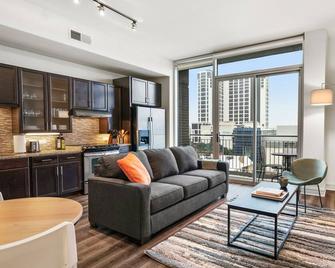 Kasa Lady Bird Lake Austin - Austin - Living room