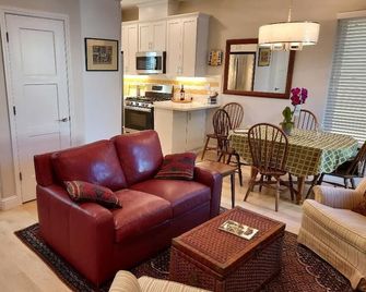 East Sacramento Secret - Sacramento - Sala de estar