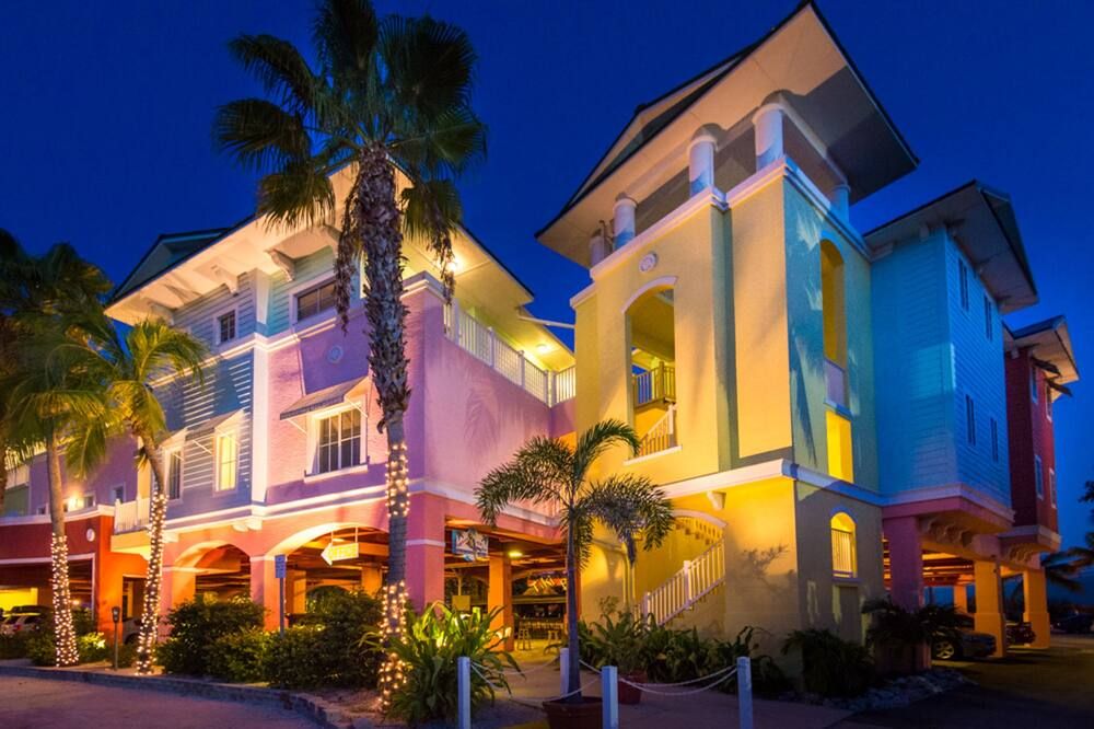 Lighthouse Resort: Inn & Suites