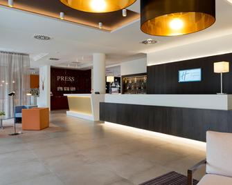 Holiday Inn Express Antwerp City - North - Amberes - Recepción