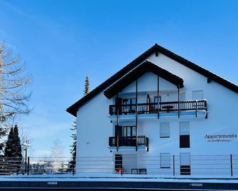 Waldtwin 1 Titisee - Balkon mit Naturblick und Seenähe 5 Minuten - Titisee-Neustadt - Edificio