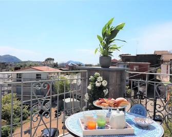 Mary's Apartments - Massa Lubrense - Balcony