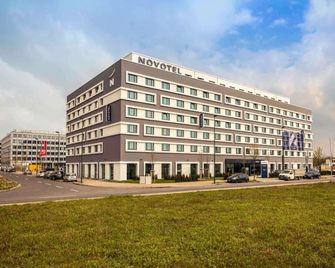 Novotel Düsseldorf Airport - Düsseldorf - Building