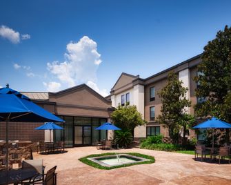 Holiday Inn Express & Suites New Orleans Airport South By IHG - Saint Rose - Edificio