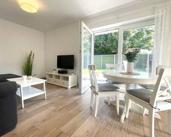 Cuxhavener-Strasse-5-1 - Cuxhaven - Dining room