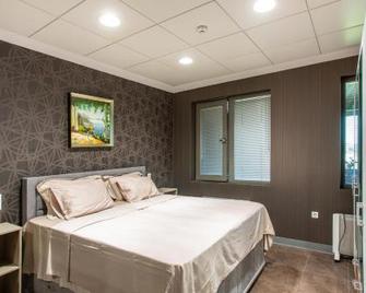 Apartment House - Delta - Sofia - Bedroom