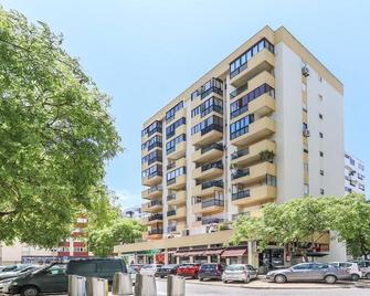 Vita Portucale ! Surf Concept Costa Caparica - Costa da Caparica - Bâtiment