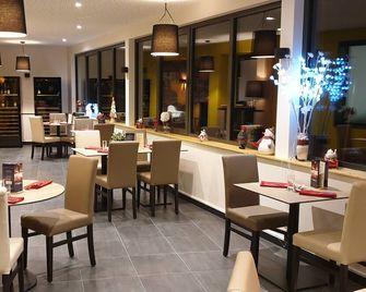 Hotel La Chaumiere - Bellefontaine - Ресторан