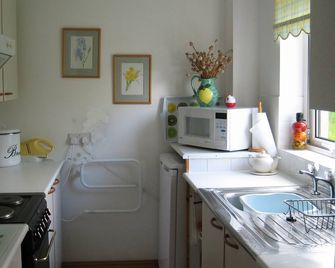 Lake District Village Apartment - Workington - Keuken