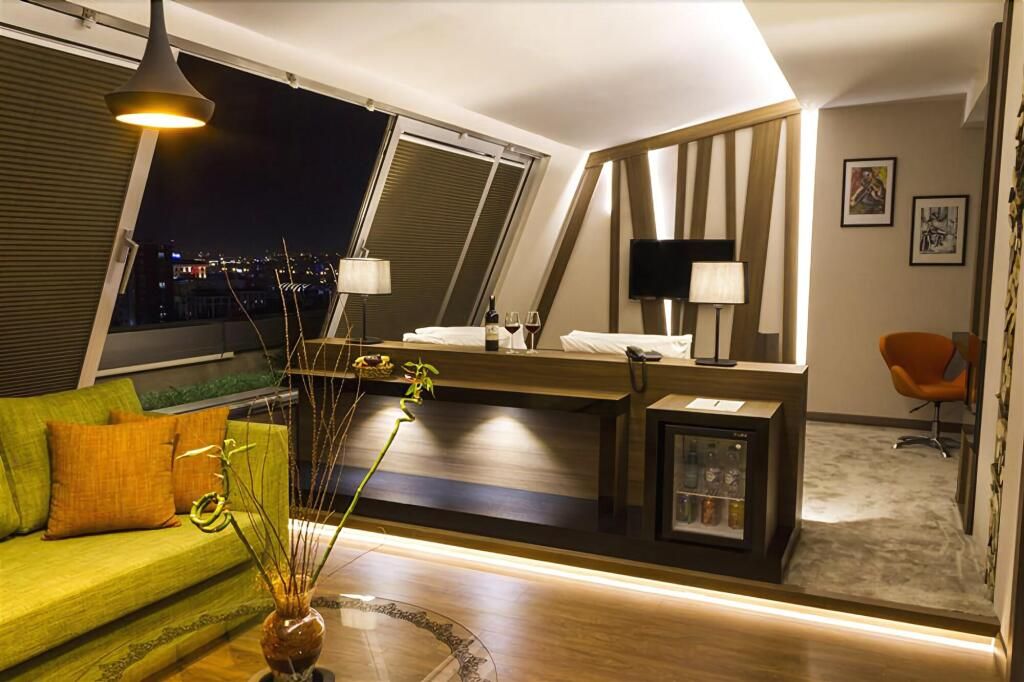 مودرنيتي هوتل - اشكيسهير