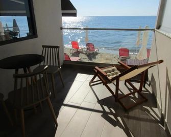 Hotel Zefyros - Kateríni - Balcony
