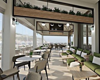 Hotel Avra Rafina - Rafina - Restaurant