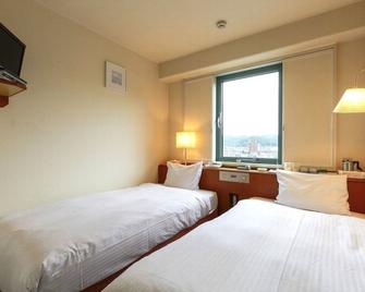 Apa Hotel Nishimaizuruekimae - Maizuru - Bedroom