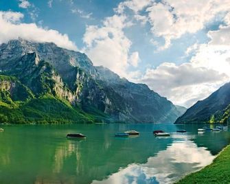 Hotel Rhodannenberg AG - Glarus