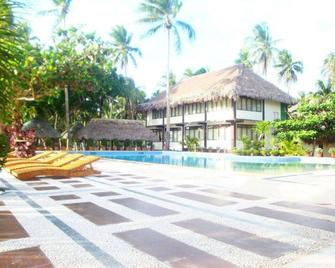 Woodland Beach Resort - Donsol