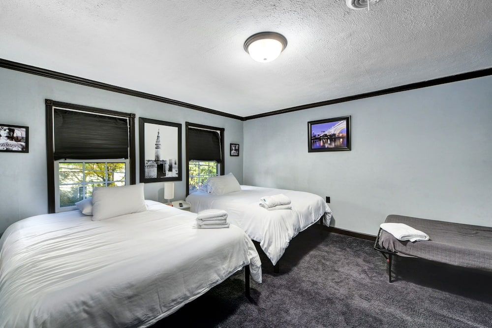 Location!- City Getaway In The Flats! - كليفيلاند (أوهايو) - غرفة نوم